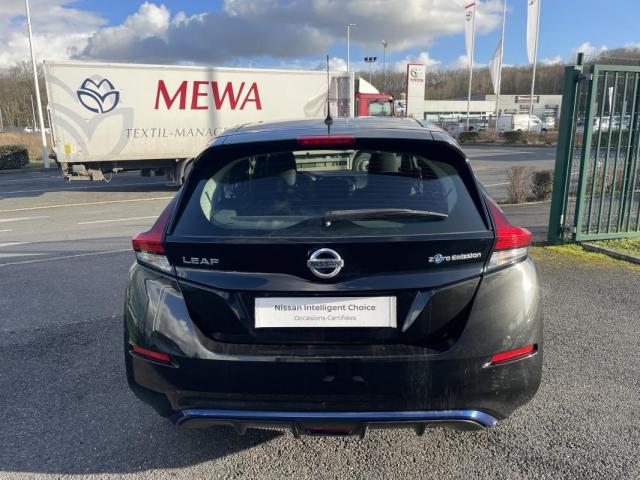 Nissan Leaf image 3
