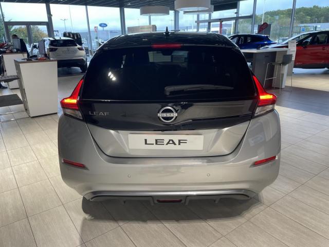 Nissan Leaf image 8