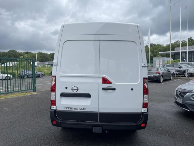 Nissan Interstar image 8