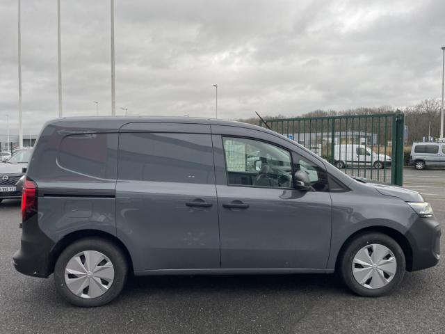 Nissan Townstar image 8