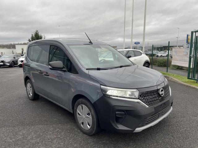 Nissan Townstar image 7