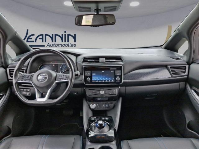 Nissan Leaf image 1