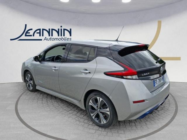 Nissan Leaf image 2