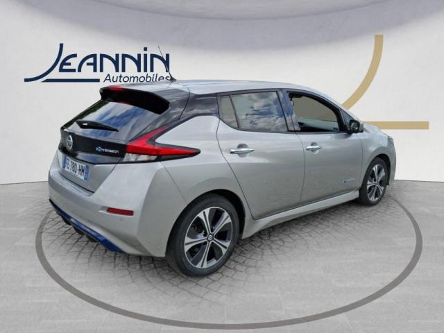 Nissan Leaf image 3