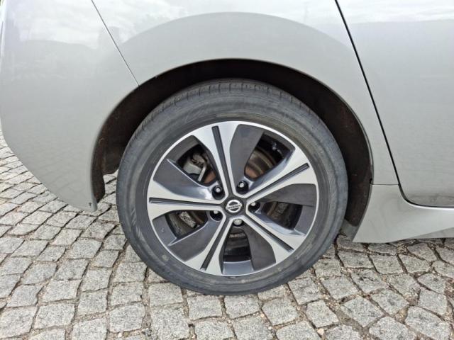 Nissan Leaf image 6