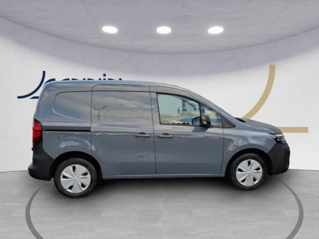 Nissan Townstar image 4