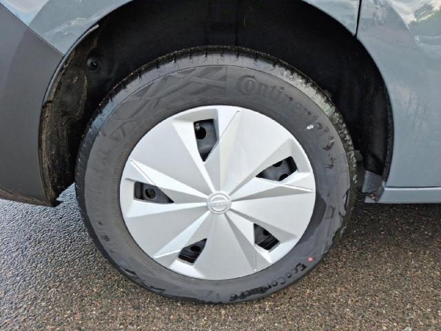 Nissan Townstar image 9