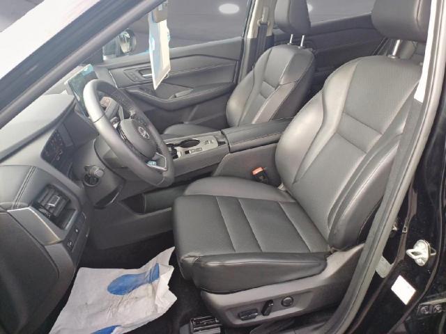 Nissan X-Trail image 9