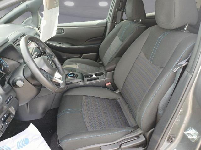 Nissan Leaf image 8