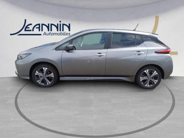 Nissan Leaf image 3