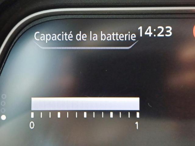 Nissan Leaf image 1