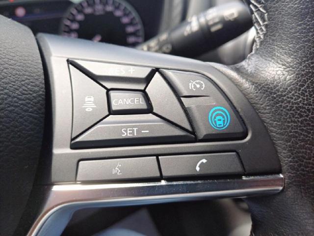 Nissan Juke image 3