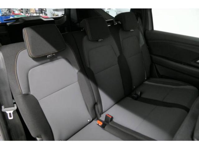 Dacia Jogger image 1