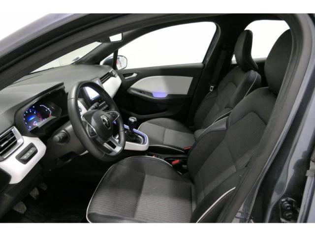 Renault Clio image 8