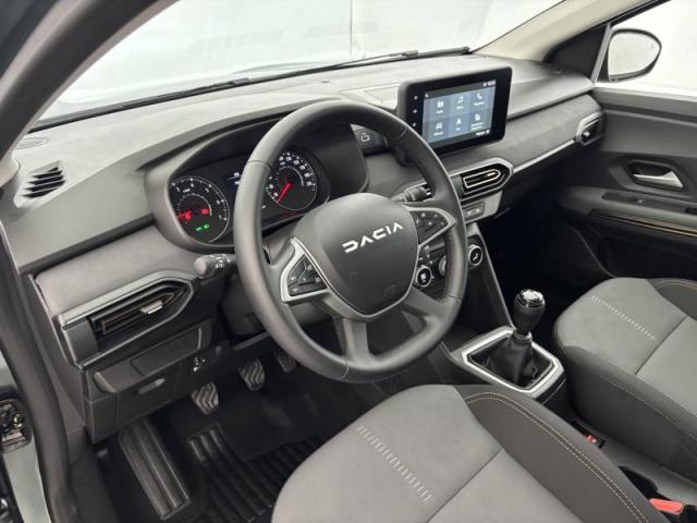 Dacia Sandero image 1