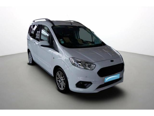 Ford Tourneo image 1