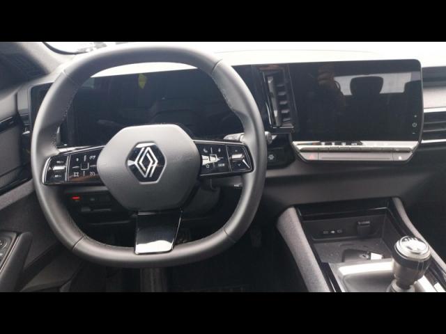 Renault Austral image 2