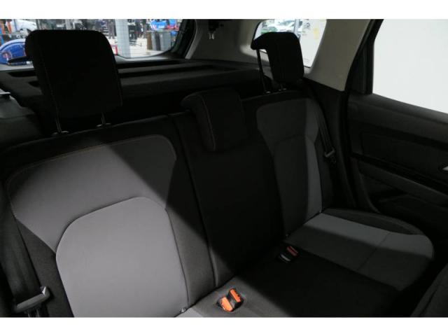 Dacia Duster image 6