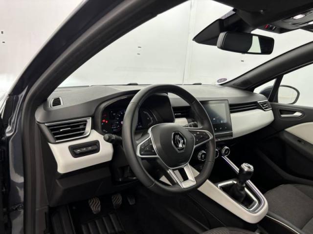 Renault Clio image 1