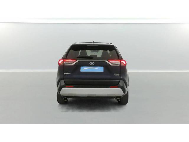 Toyota Rav4 image 2