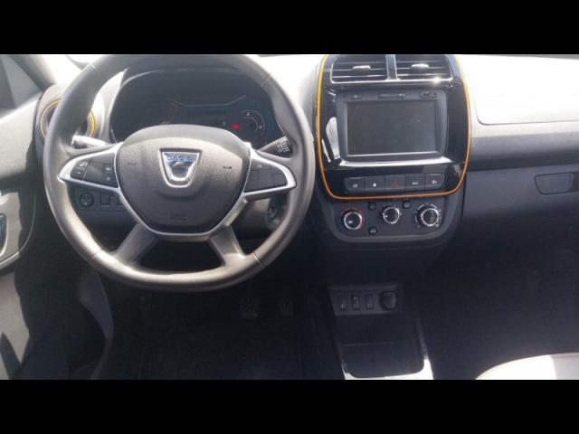 Dacia Spring image 2