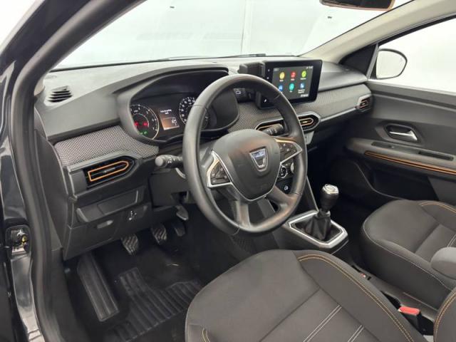 Dacia Sandero image 1
