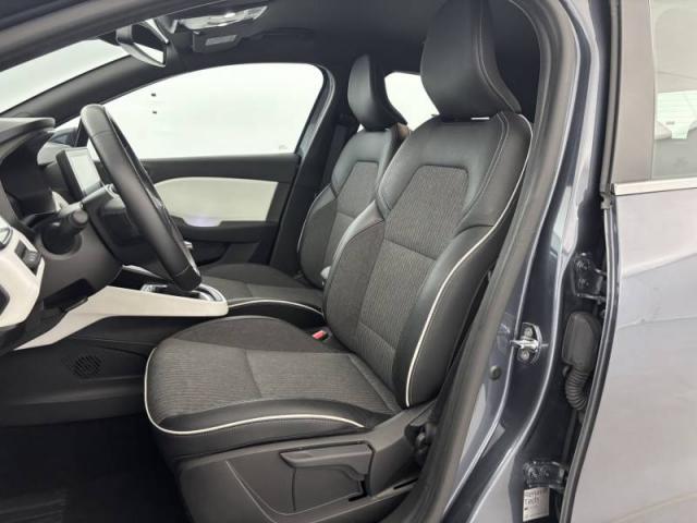 Renault Clio image 9