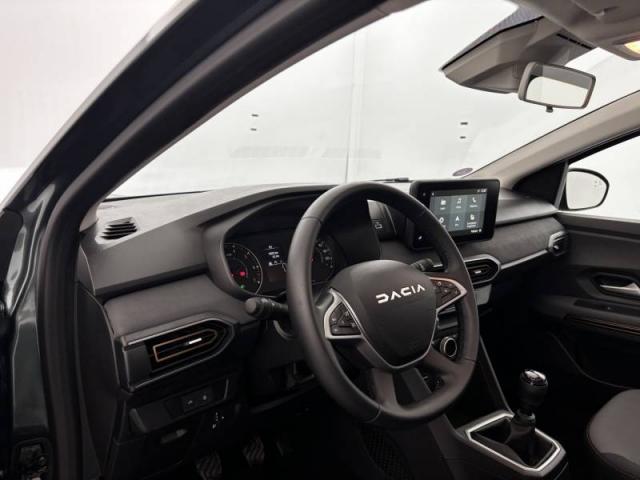Dacia Sandero image 1