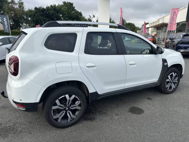 Dacia Duster image 6