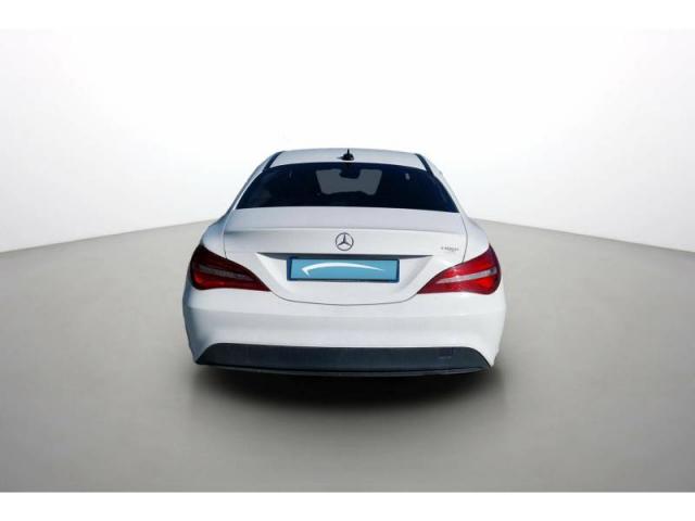 Mercedes Benz Cla image 8