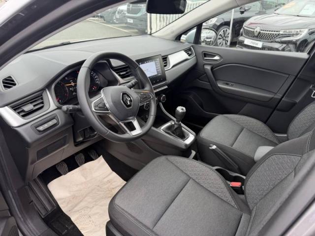 Renault Captur image 2