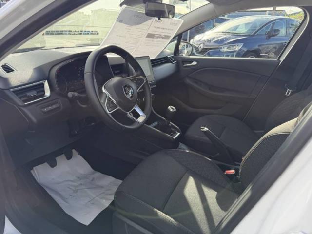 Renault Clio image 2