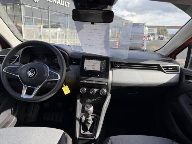 Renault Clio image 6