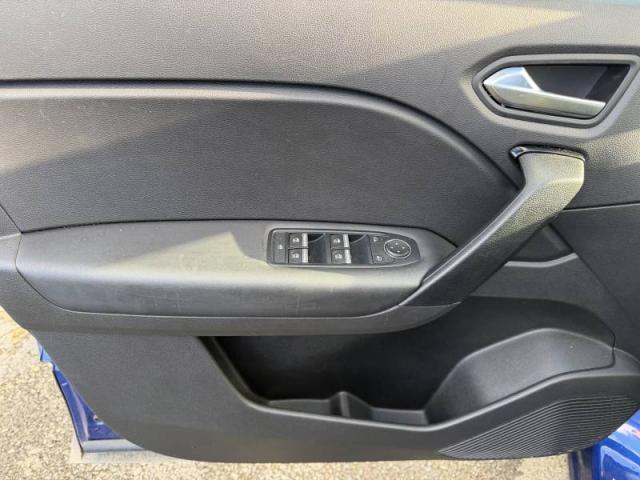 Renault Captur image 8