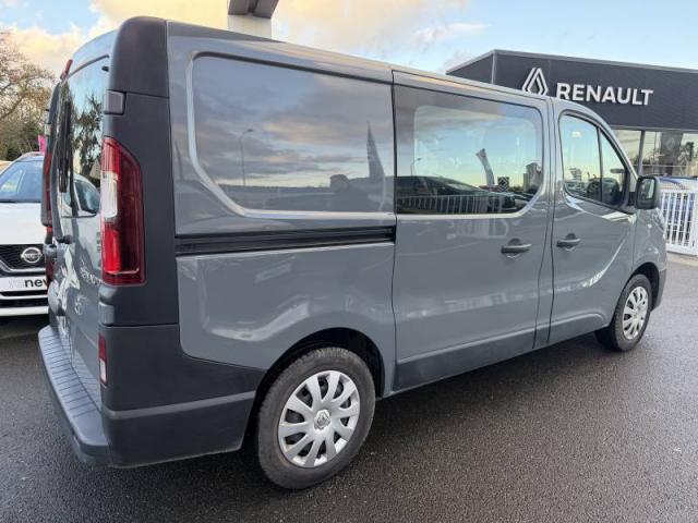 Renault Trafic image 2