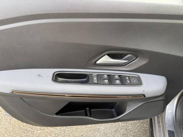 Dacia Sandero image 2