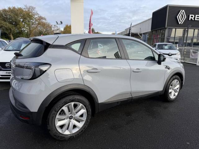 Renault Captur image 6