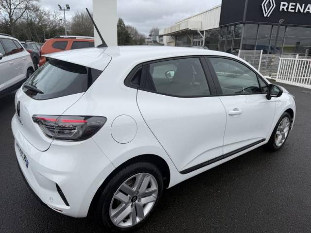 Renault Clio image 8