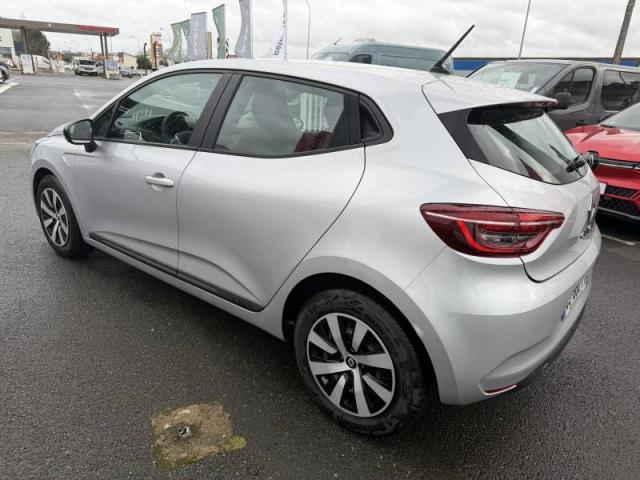 Renault Clio image 9