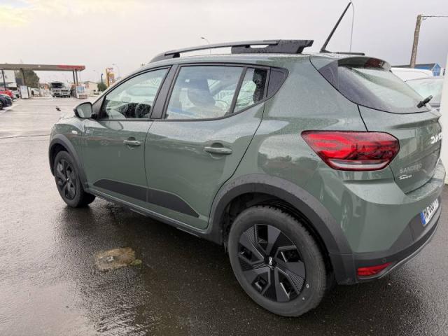 Dacia Sandero image 2