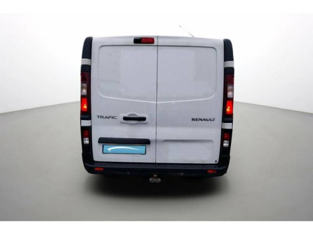 Renault Trafic image 2
