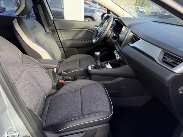 Renault Captur image 2