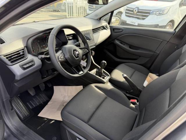 Renault Clio image 2