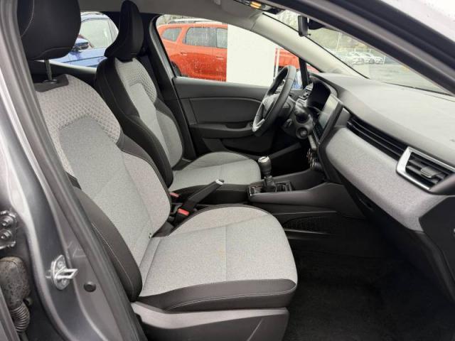 Renault Clio image 8