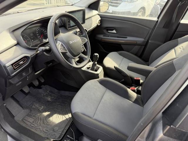 Dacia Sandero image 2