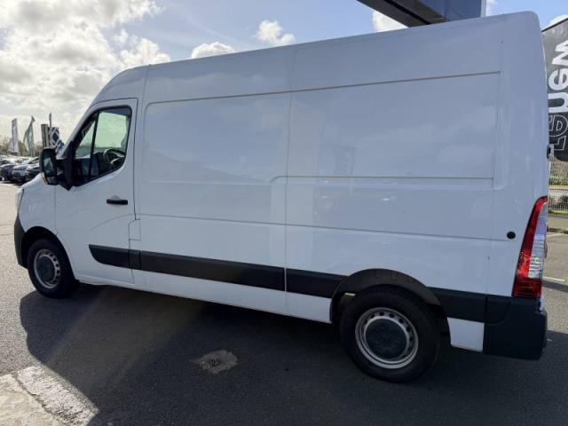 Renault Master image 2