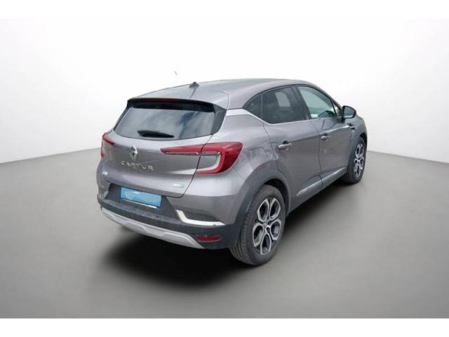 Renault Captur image 2