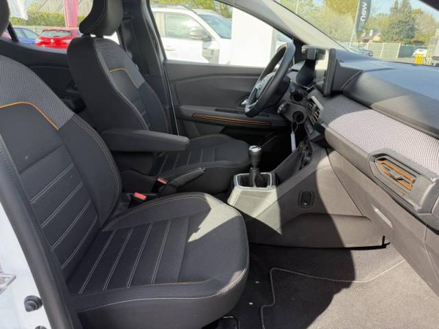 Dacia Sandero image 9
