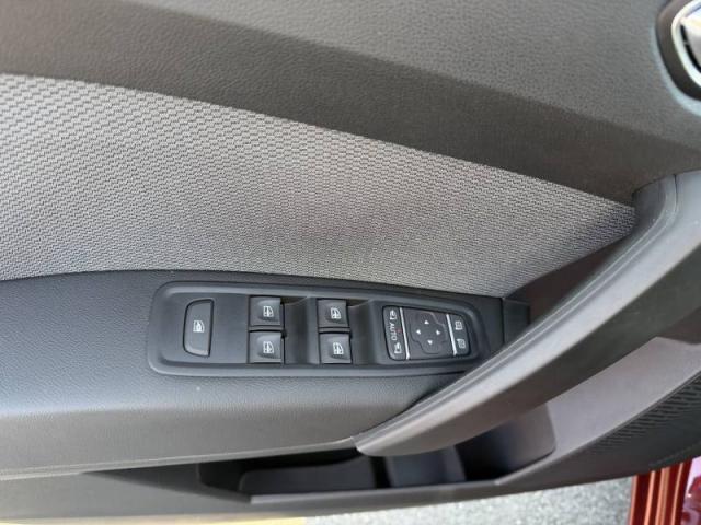Renault Kangoo image 9