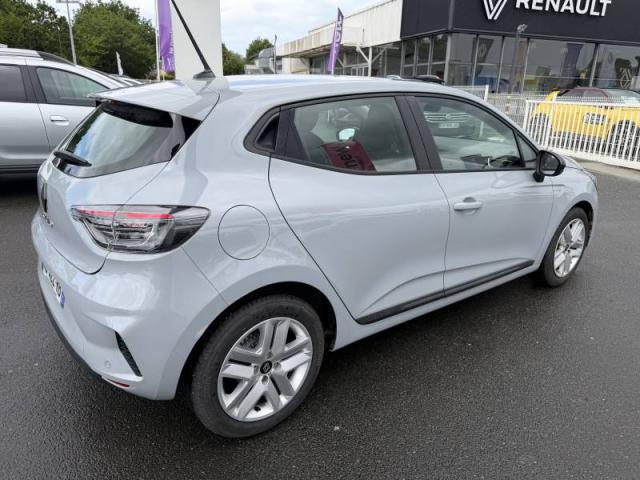 Renault Clio image 6